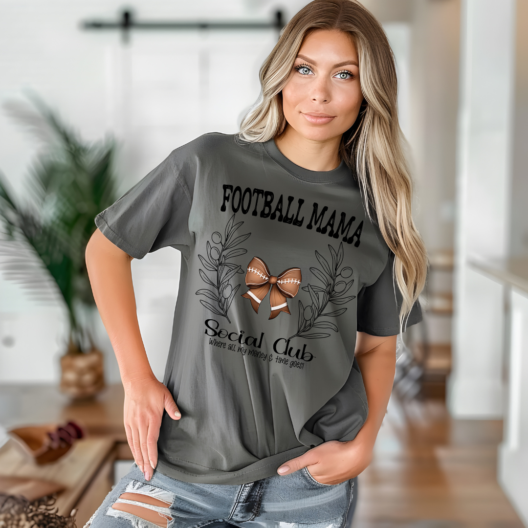 Football Mama - Unisex T-Shirt