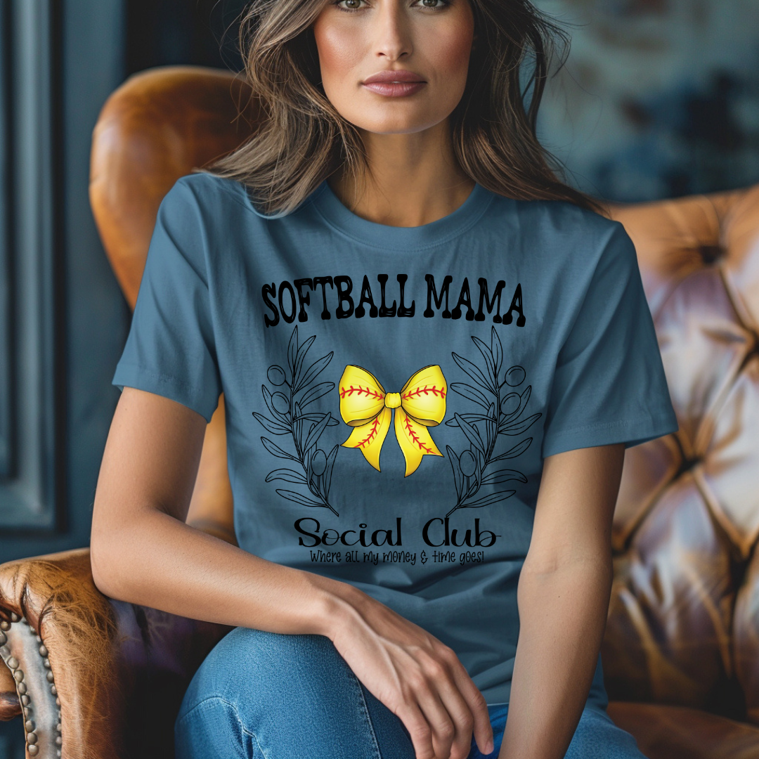 Softball Mama - Unisex T-Shirt