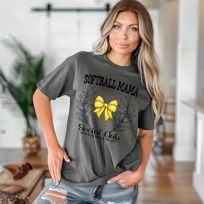 Softball Mama - Unisex T-Shirt